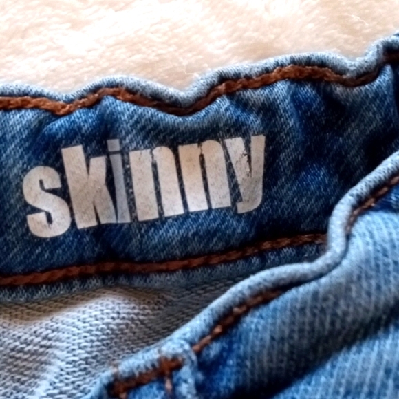 Carter's/Girls/Blue Skinny Jeans/Size:4T - Picture 8 of 16